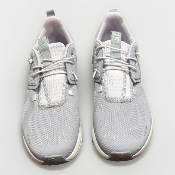 On Cloud Sky In Youth size 6.5 - Picture 2 of 9